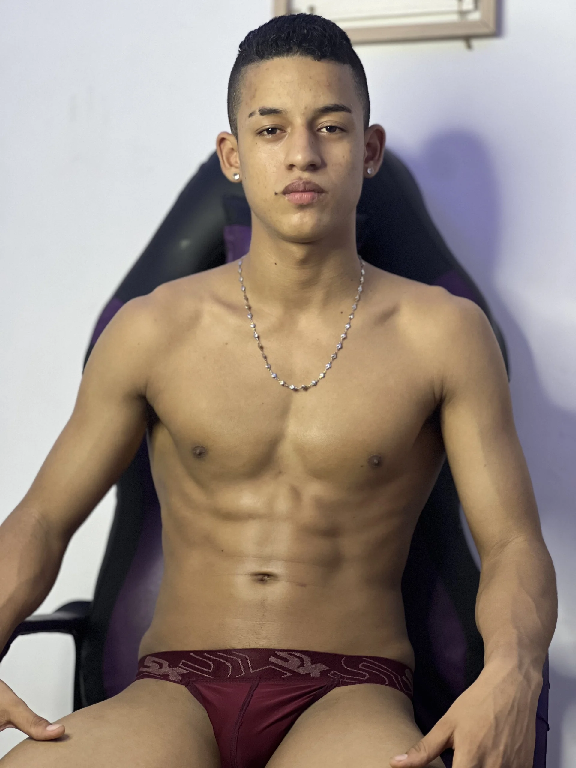 XXX Porn Photo of Nude Jhos_Smith 1