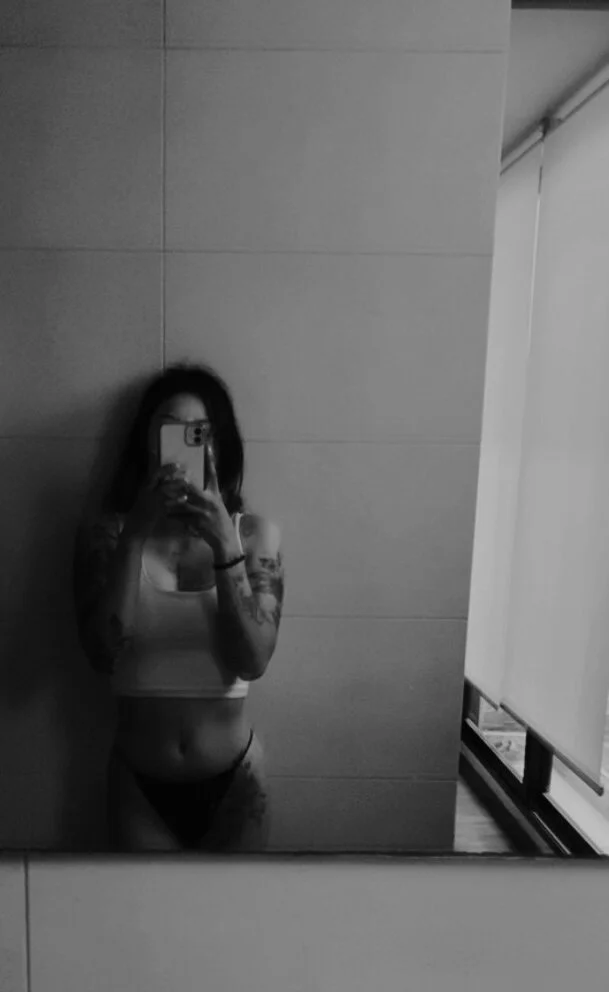 XXX Porn Photo of Nude Emmy_petit 3