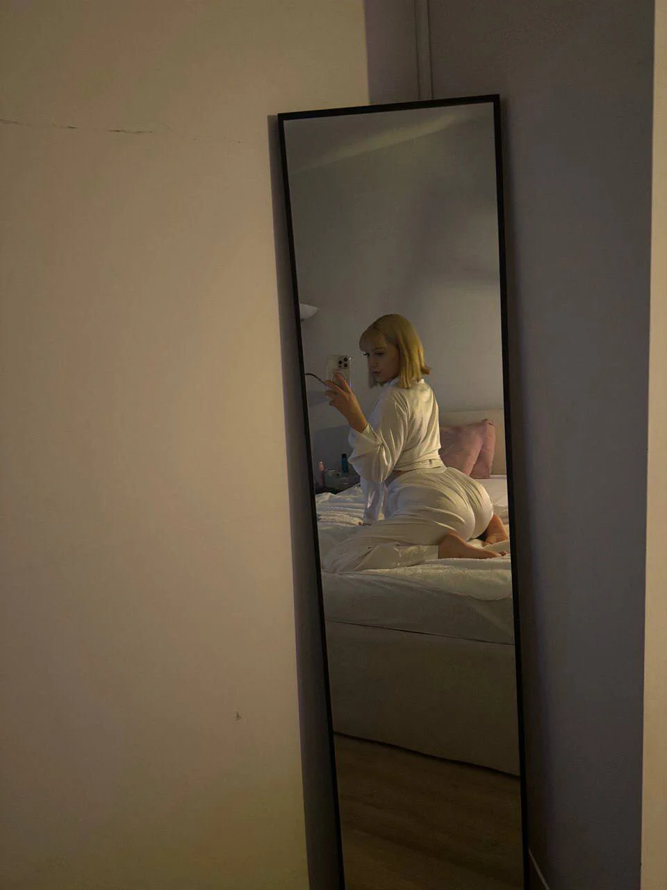 XXX Porn Photo of Nude KateDolphin 36