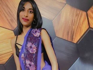 XXX Porn Photo of Nude indiansunglaze4u69 11