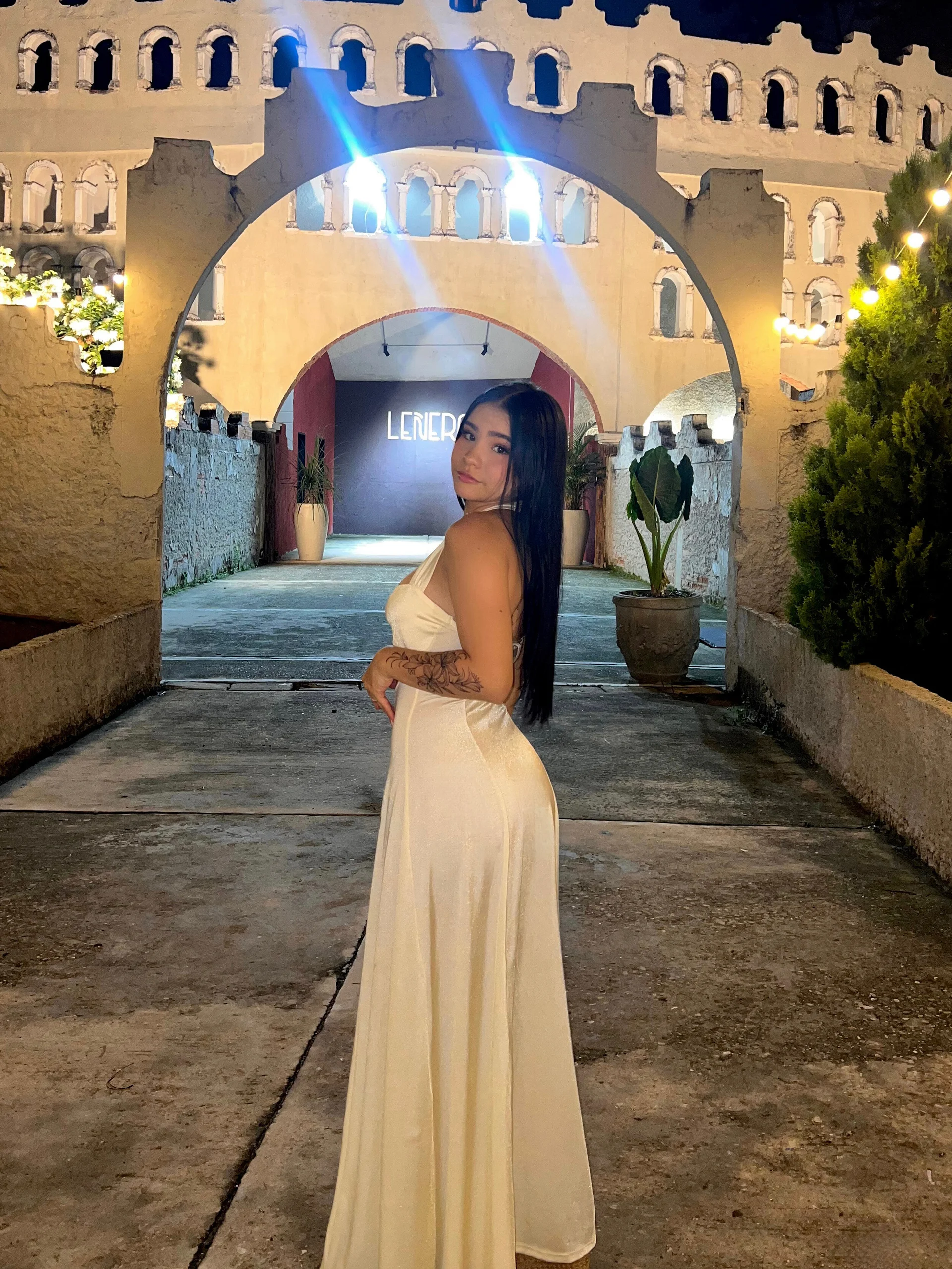 XXX Porn Photo of Nude megara_x_ 1