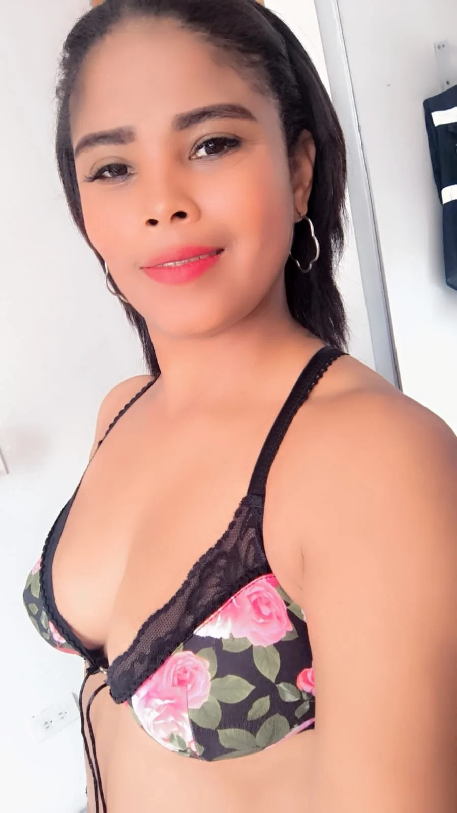 XXX Porn Photo of Nude Sandy_hott 2