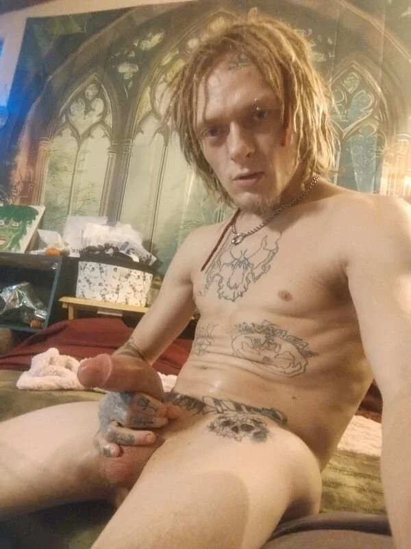 XXX Porn Photo of Nude Versaceballsack 1