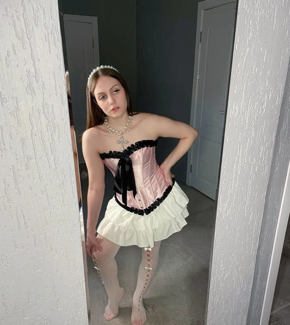 XXX Porn Photo of Nude Holy_Kveta 6