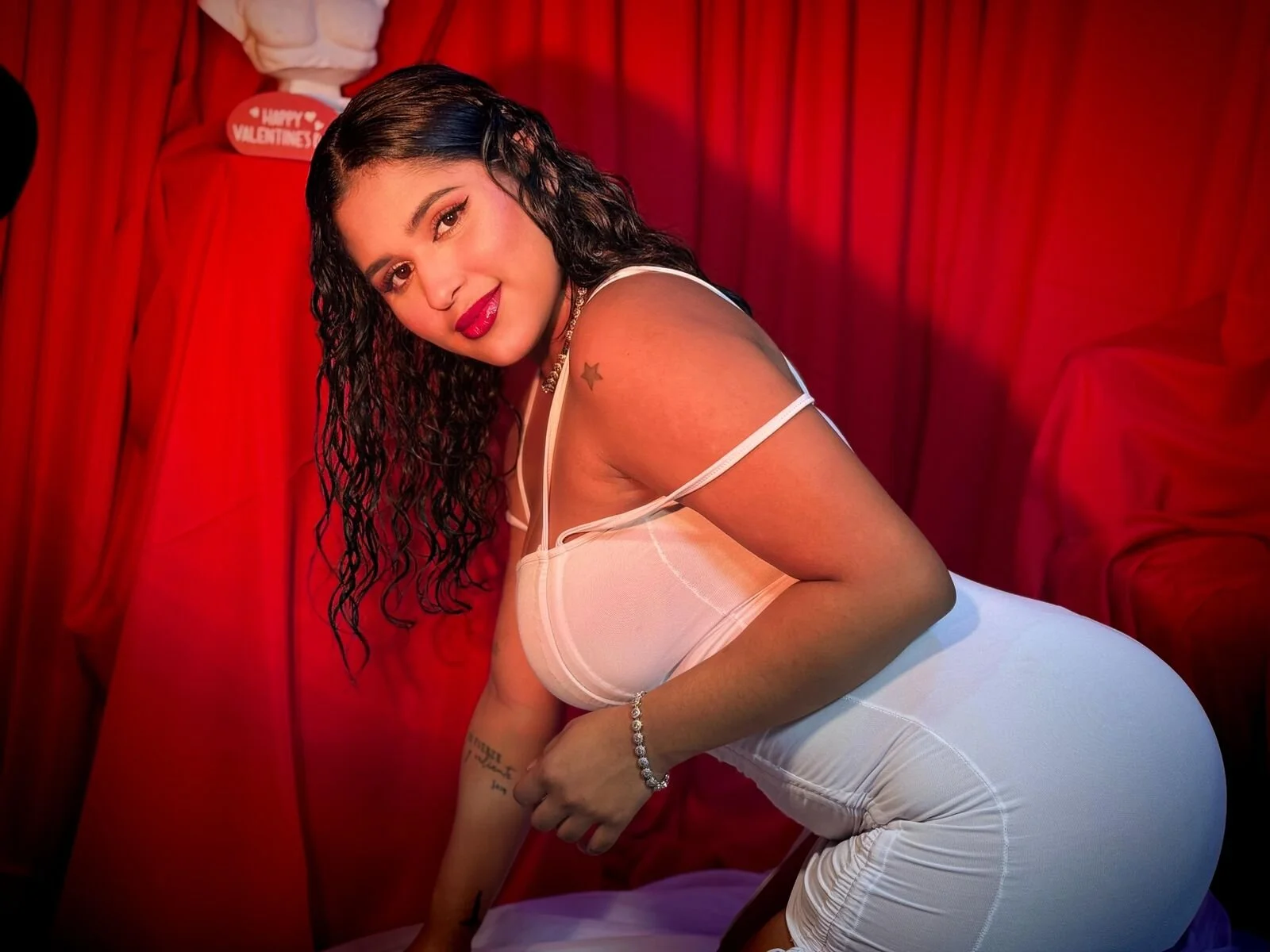XXX Porn Photo of Nude khloee_smilee 4