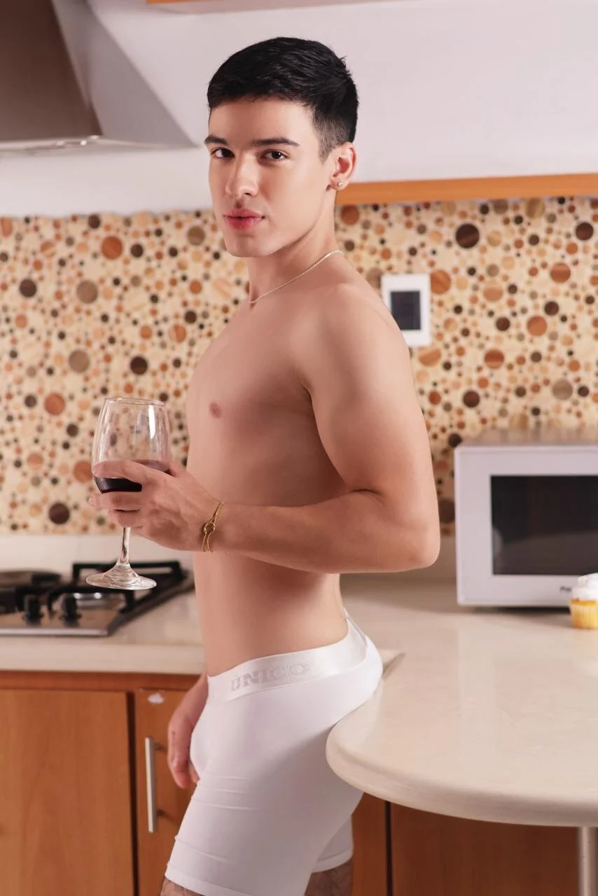 XXX Porn Photo of Nude david_osorio 17