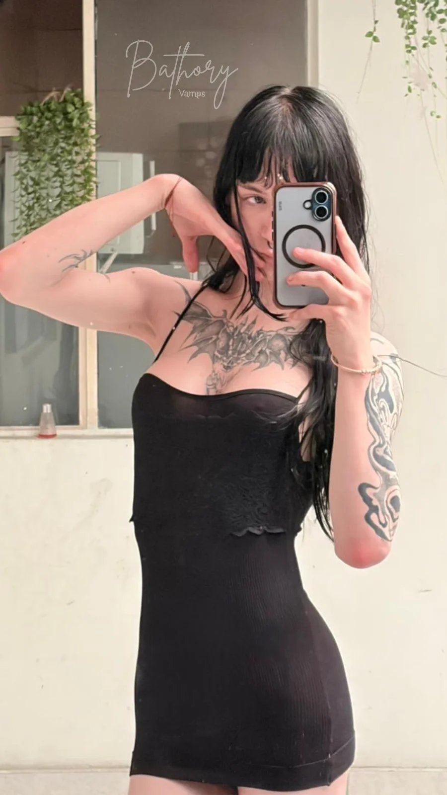 XXX Porn Photo of Nude bathory_vamps 53