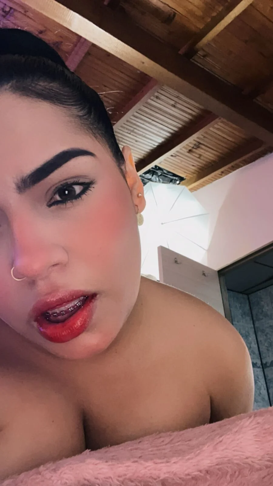 XXX Porn Photo of Nude kiana_cream 594