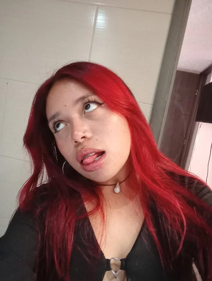 XXX Porn Photo of Nude riley_cooper_ 11