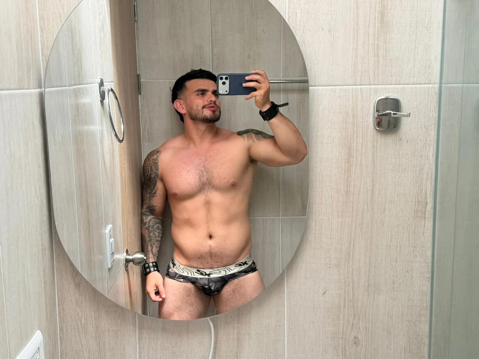 XXX Porn Photo of Nude Ricardogo19 8