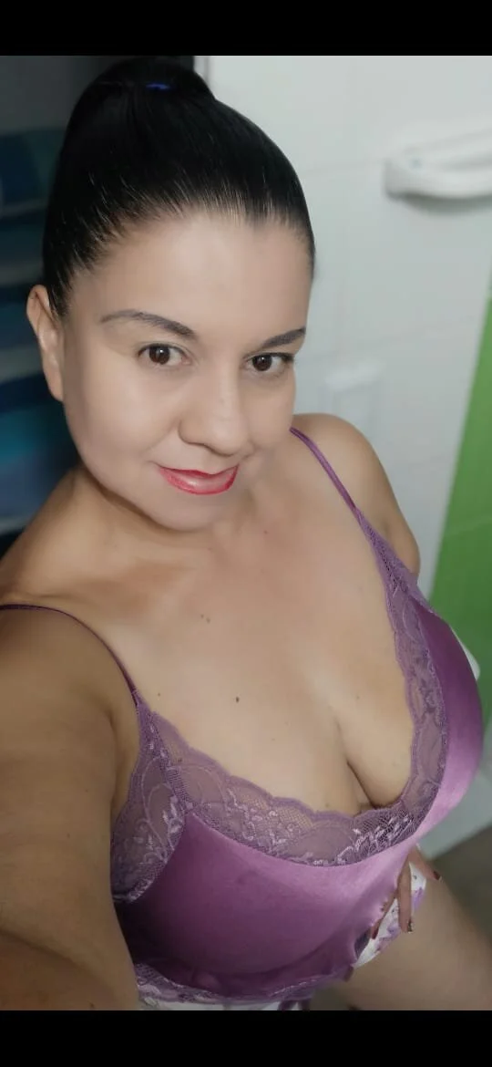 XXX Porn Photo of Nude Your_Lady_Milf 2