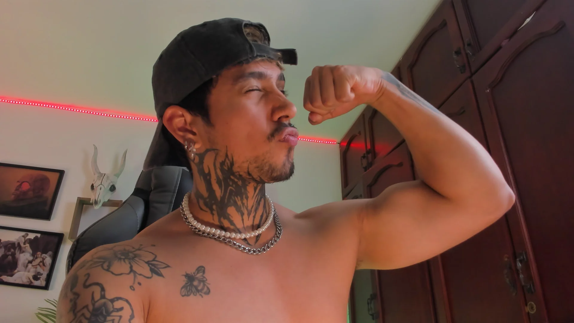 XXX Porn Photo of Nude TigerStripes1_ 18