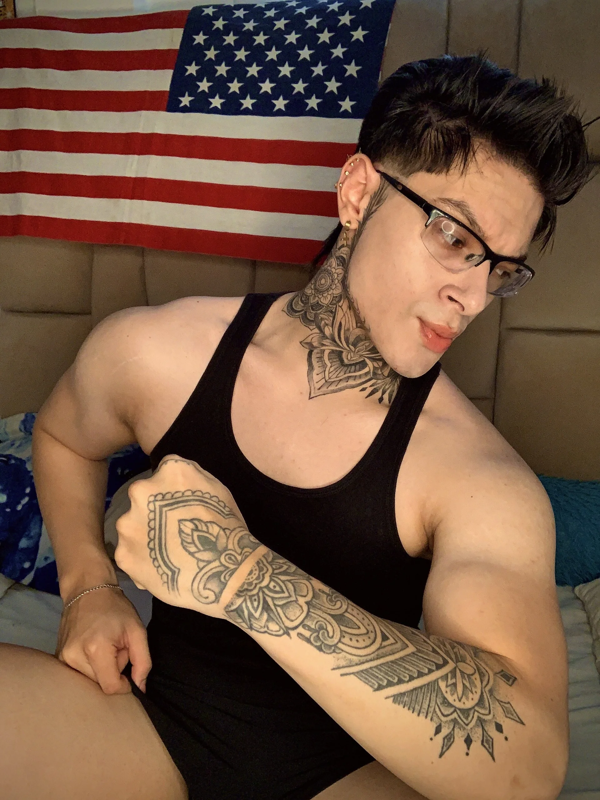 XXX Porn Photo of Nude DennisWalkerr 19