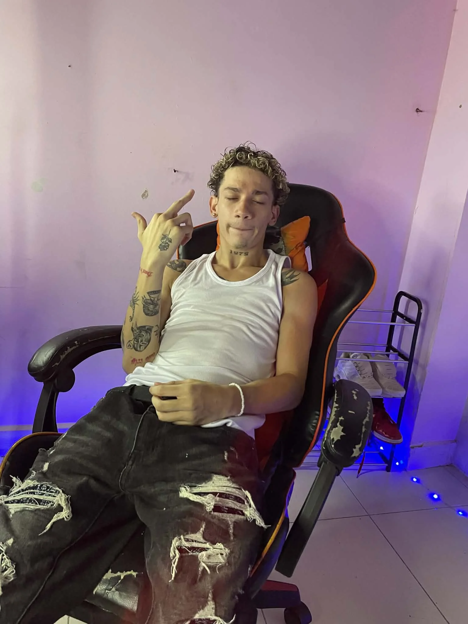 XXX Porn Photo of Nude mateodeamjo 321