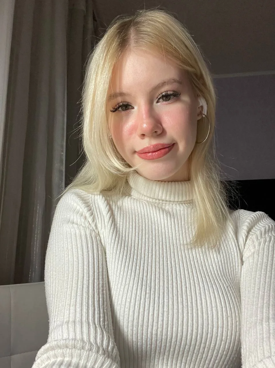 XXX Porn Photo of Nude ZaraDudley 10