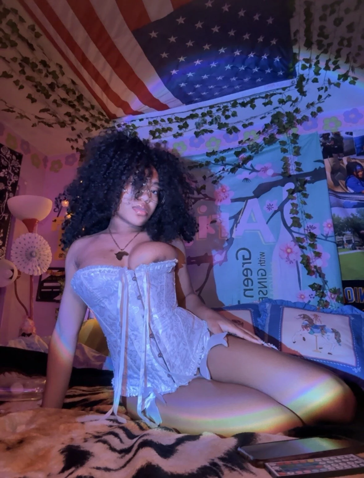 XXX Porn Photo of Nude lifeoftt_19xx 546