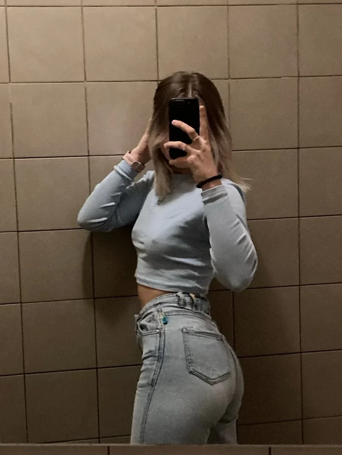 XXX Porn Photo of Nude Kristwix 9