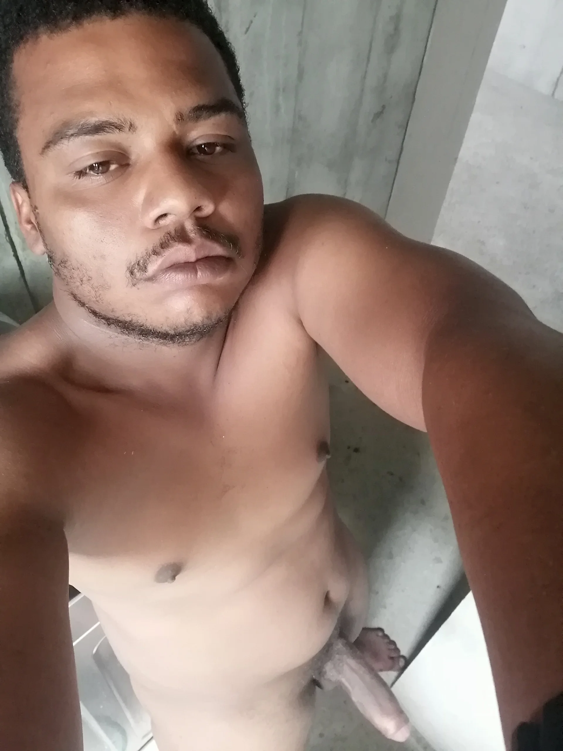 XXX Porn Photo of Nude Elefantenegro 2