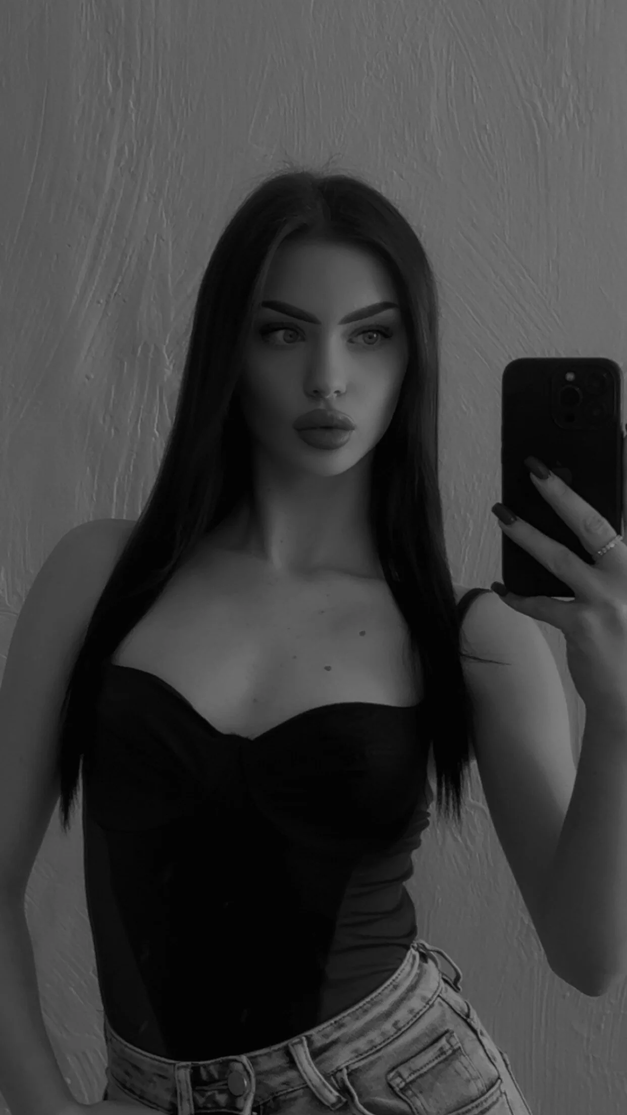 XXX Porn Photo of Nude Cherry___Kiss 1
