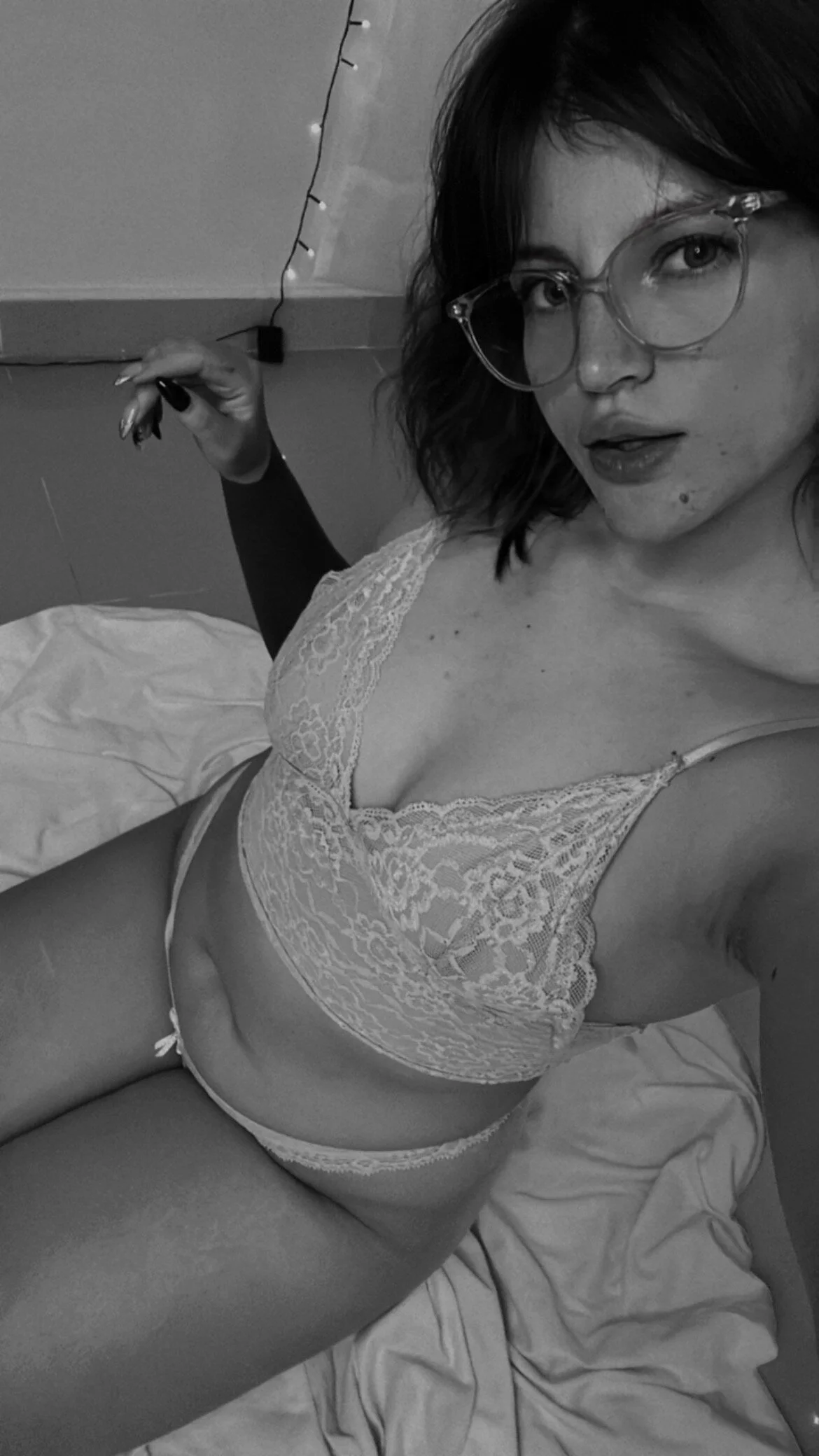 XXX Porn Photo of Nude IsaFlints 17