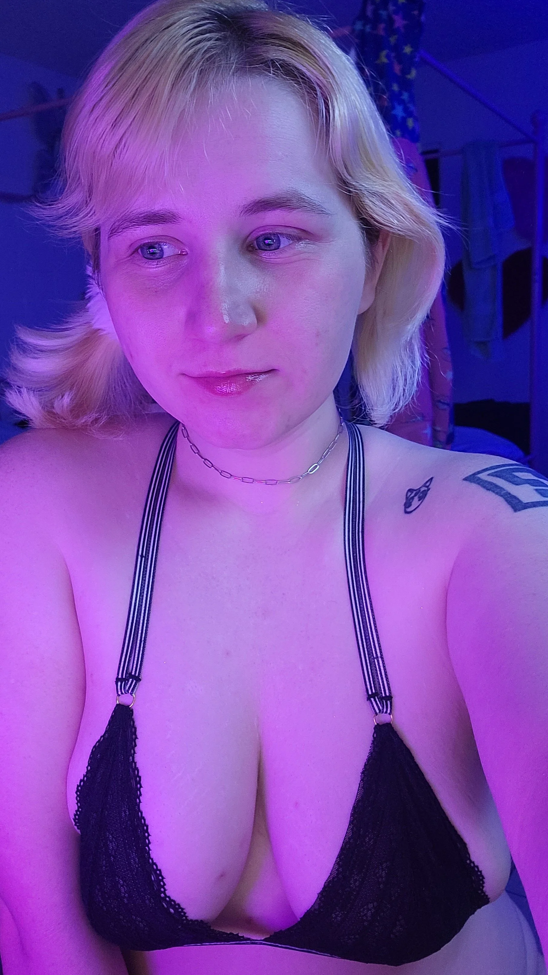 XXX Porn Photo of Nude Glitch_Witch 24