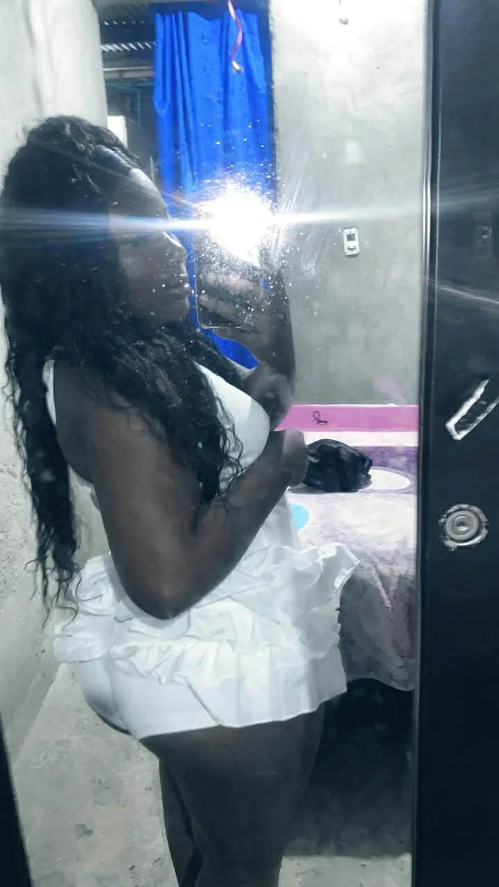 XXX Porn Photo of Nude Eylinsmit 2