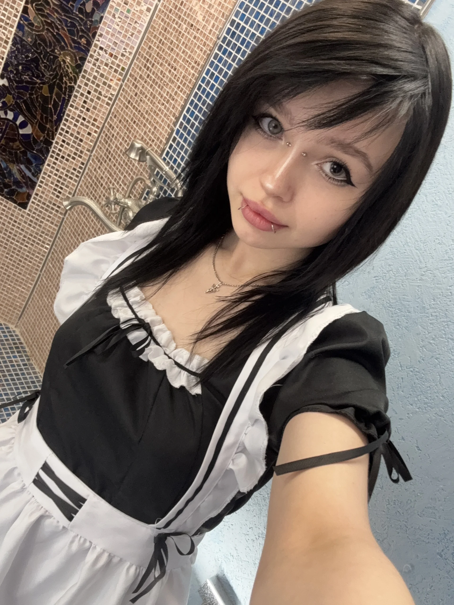 XXX Porn Photo of Nude emodreamgirl 4
