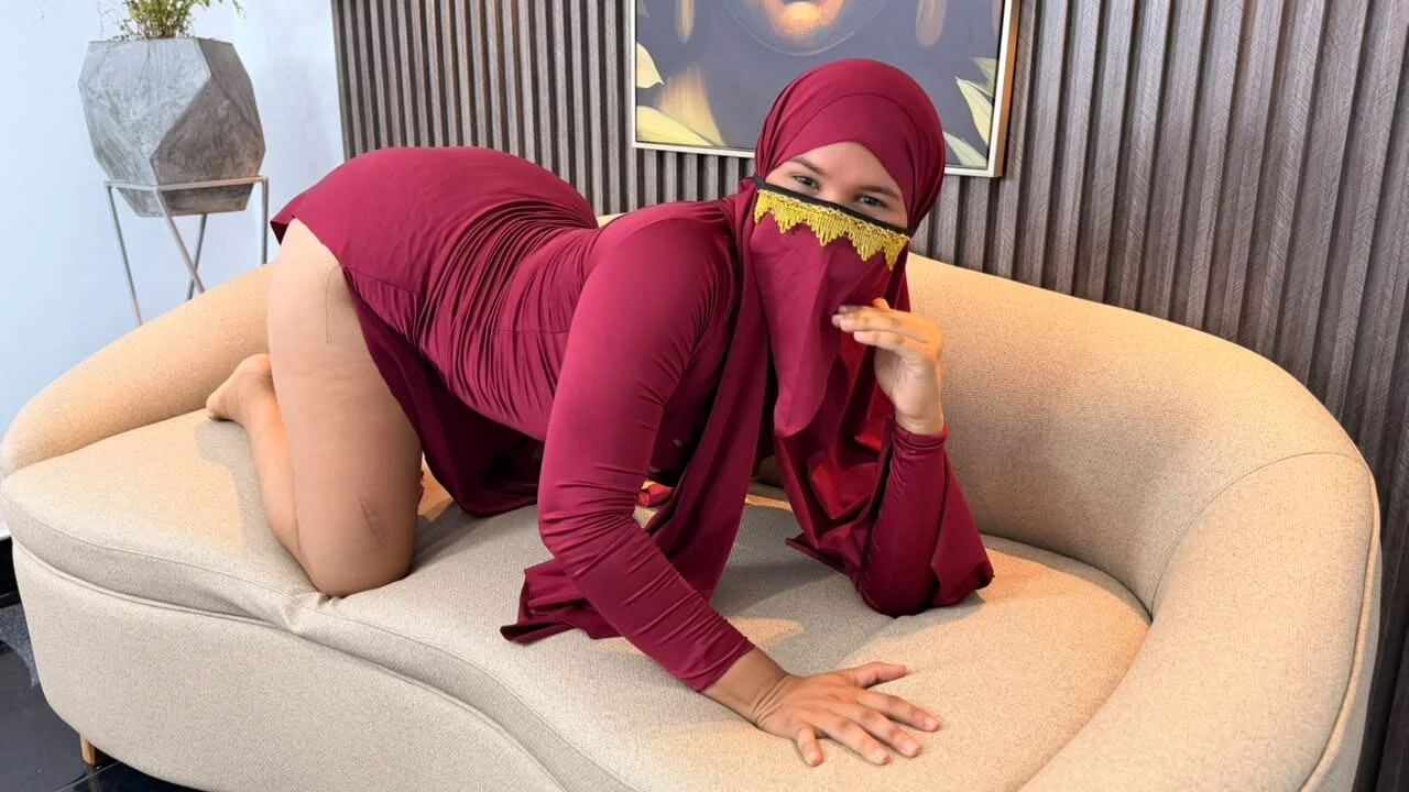 XXX Porn Photo of Nude ginaa_arabic 6