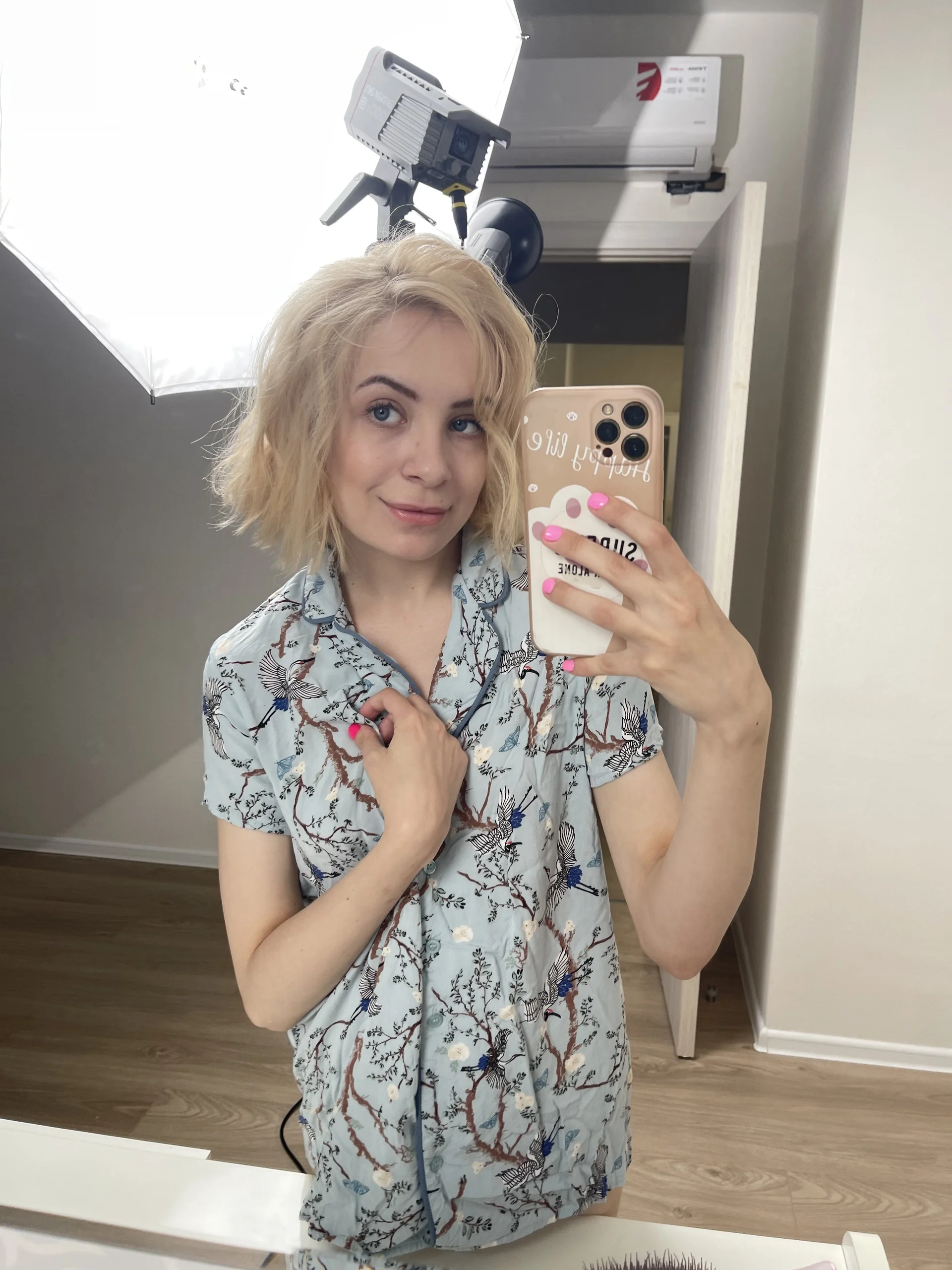 XXX Porn Photo of Nude VerhinizCouple 19