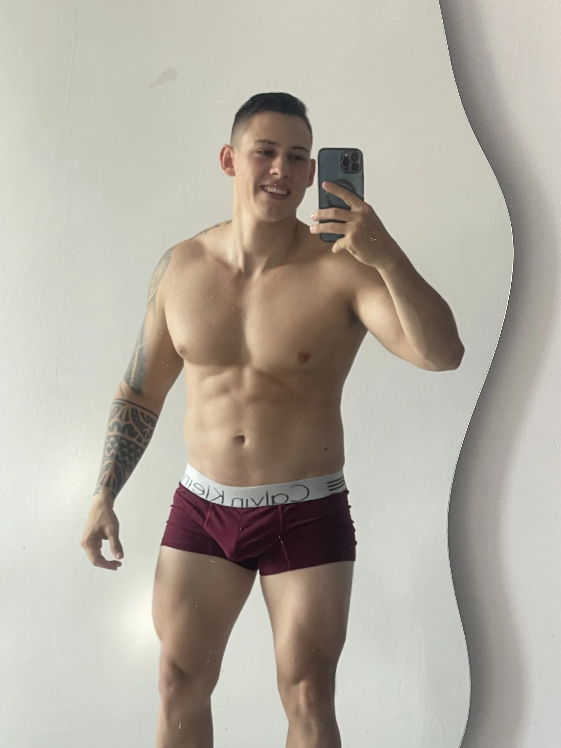 XXX Porn Photo of Nude Muscle_King_Cum 38