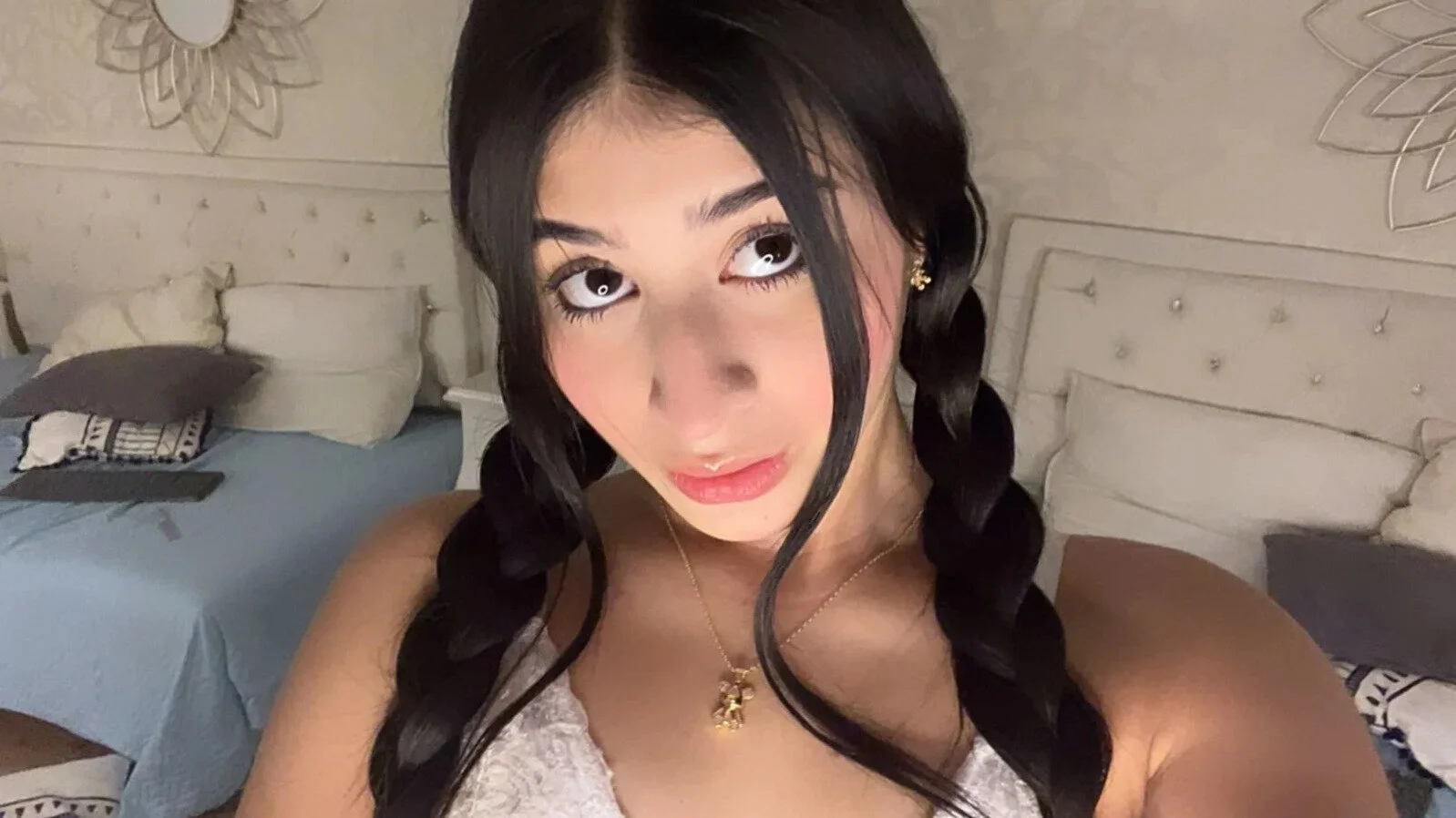 XXX Porn Photo of Nude camile_carter 128
