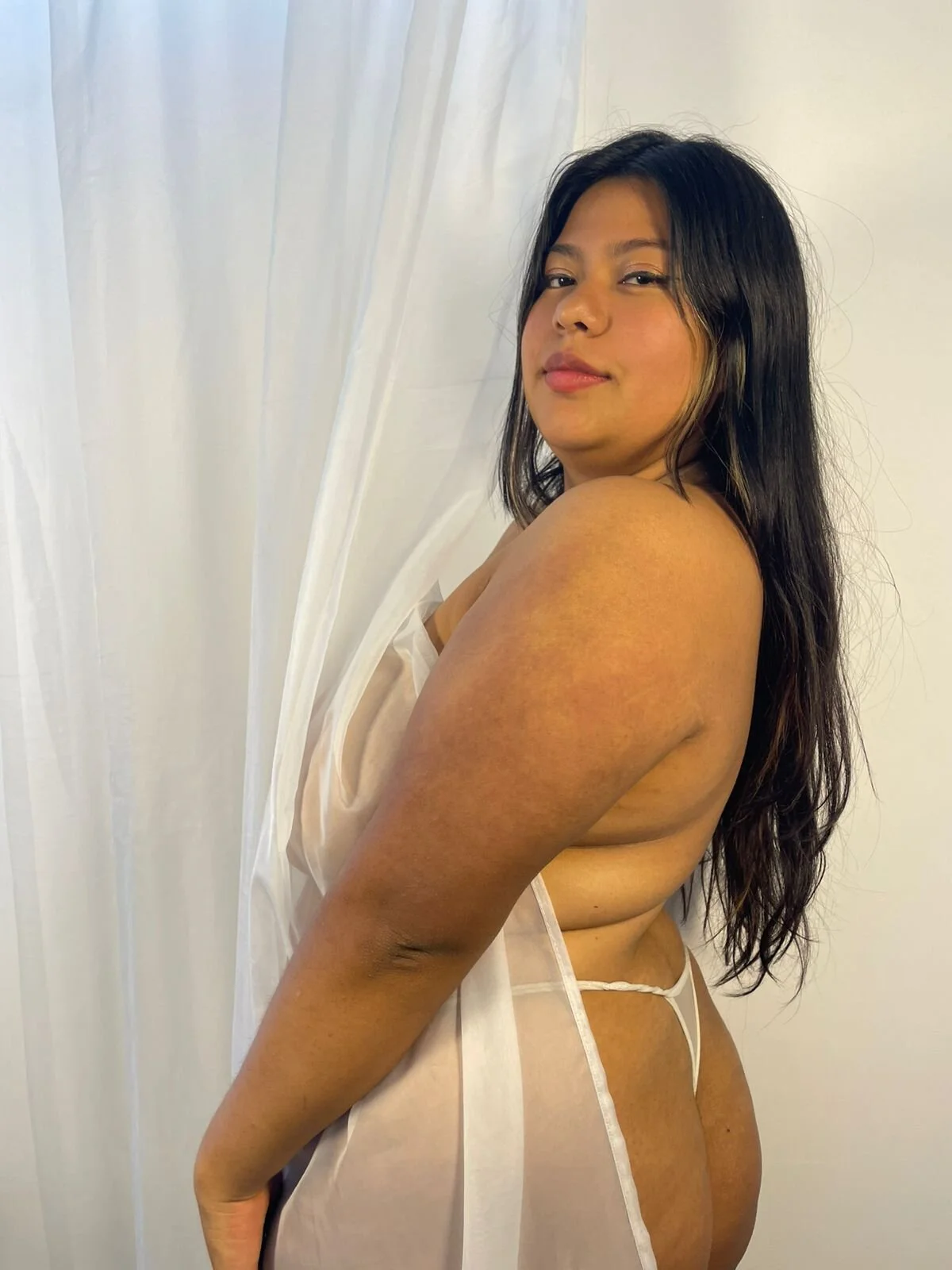 XXX Porn Photo of Nude jazmin_huntress 3