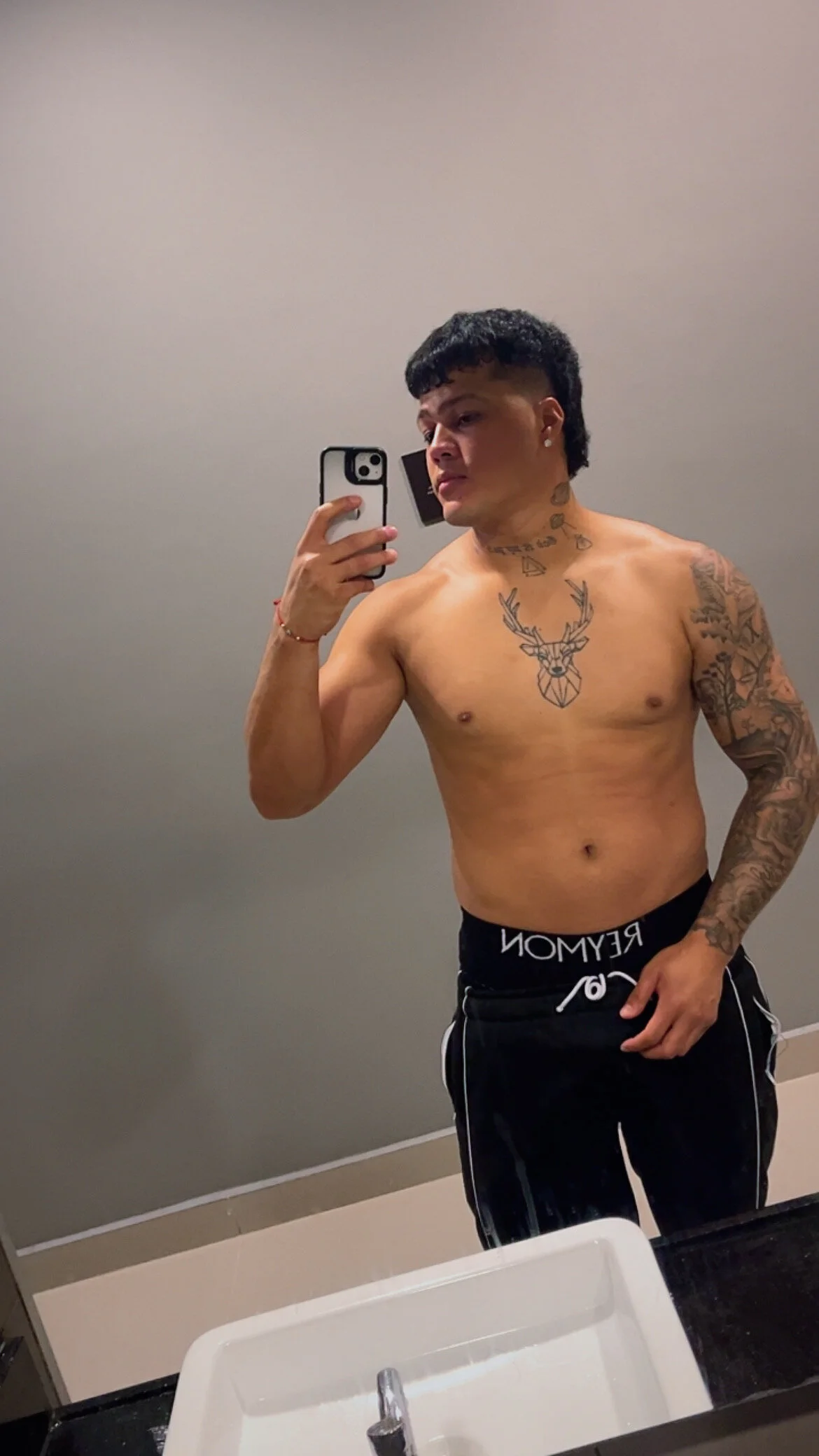 XXX Porn Photo of Nude Boyhot_00 2