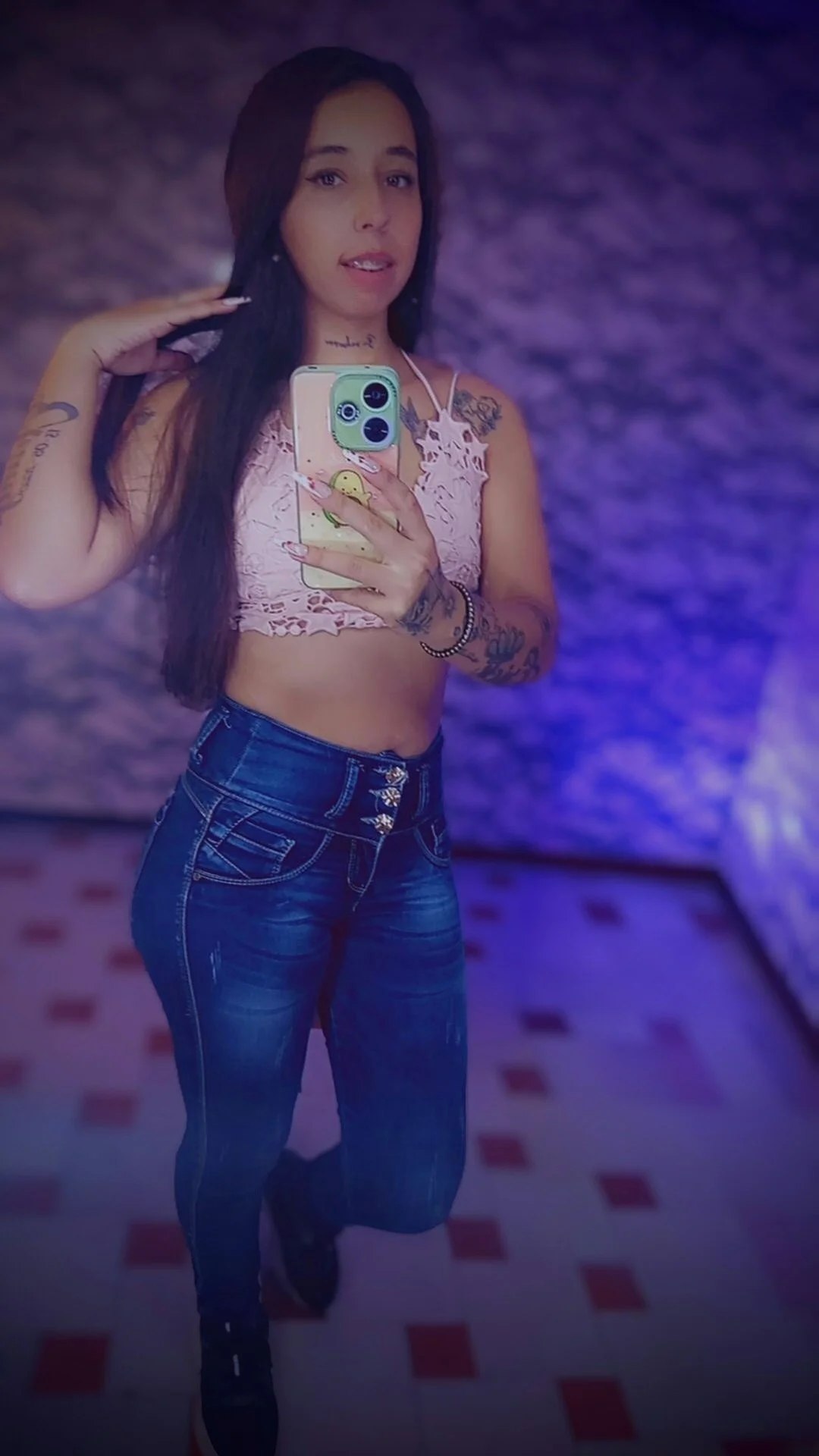 XXX Porn Photo of Nude mily_v 2