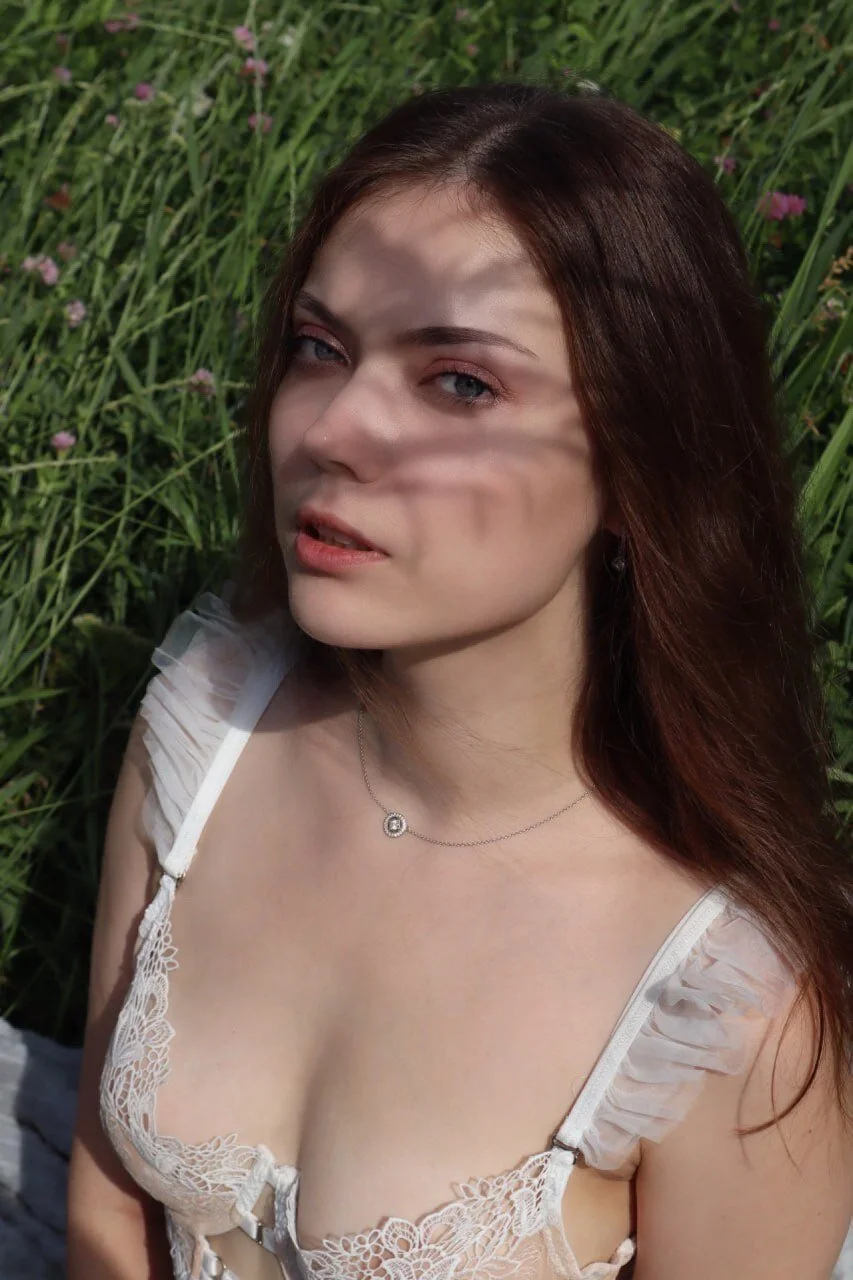 XXX Porn Photo of Nude Alice_neon 4