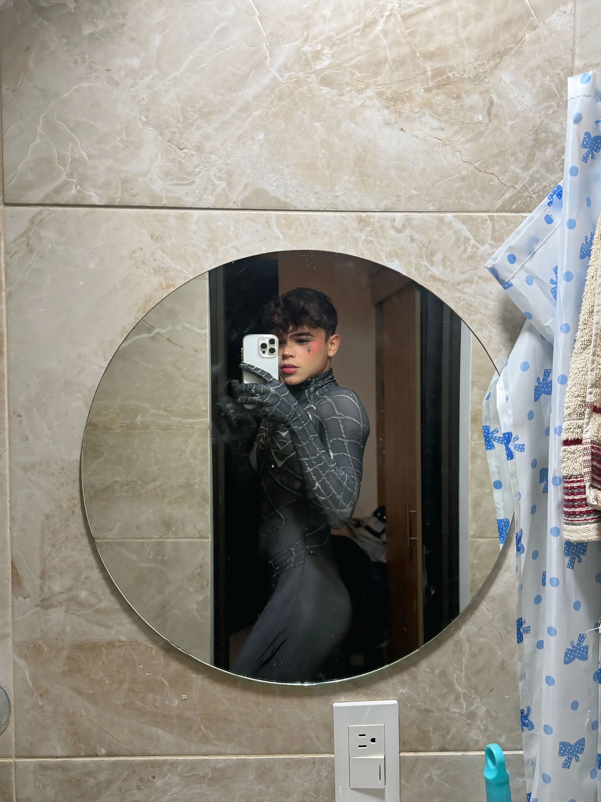 XXX Porn Photo of Nude PRINCE_STEV 12