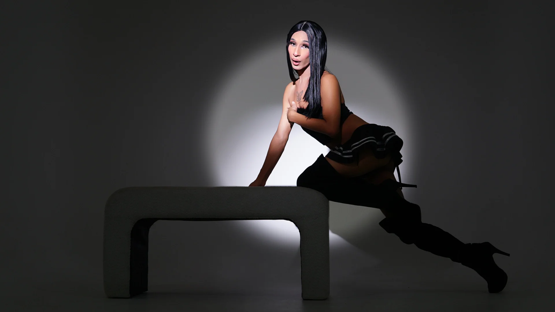 XXX Porn Photo of Nude IssabellaIzzy 7