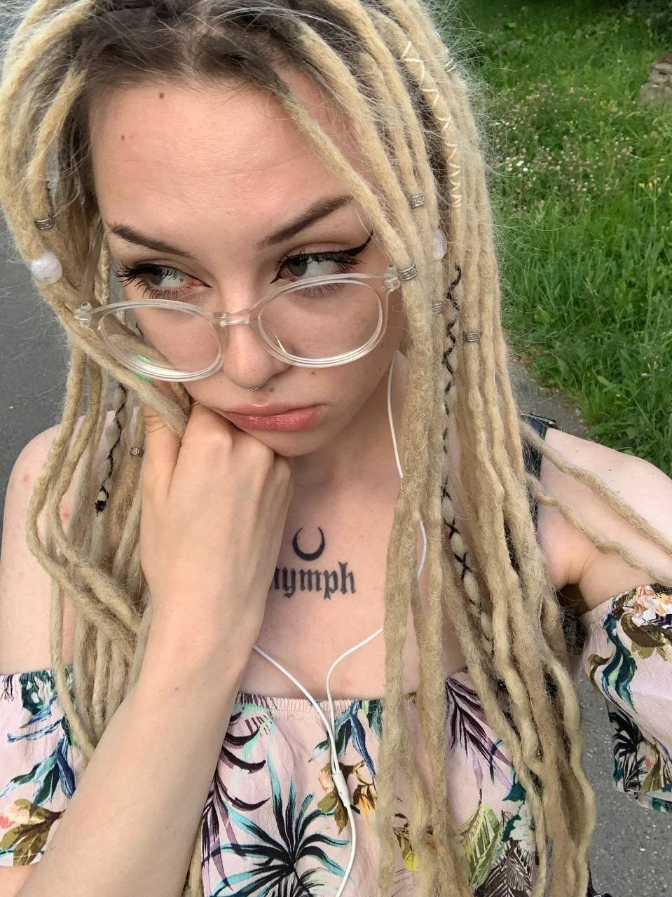 XXX Porn Photo of Nude JuliaFlowerBliss 1