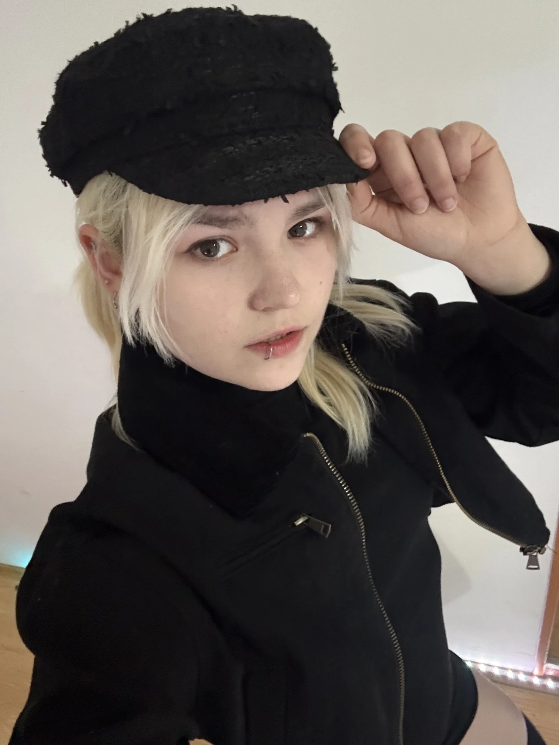 XXX Porn Photo of Nude SweetLilyxo 3