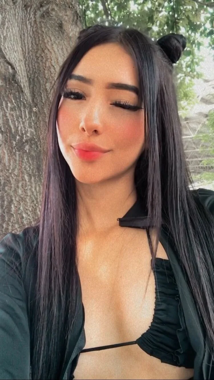 XXX Porn Photo of Nude liccy_hall 23