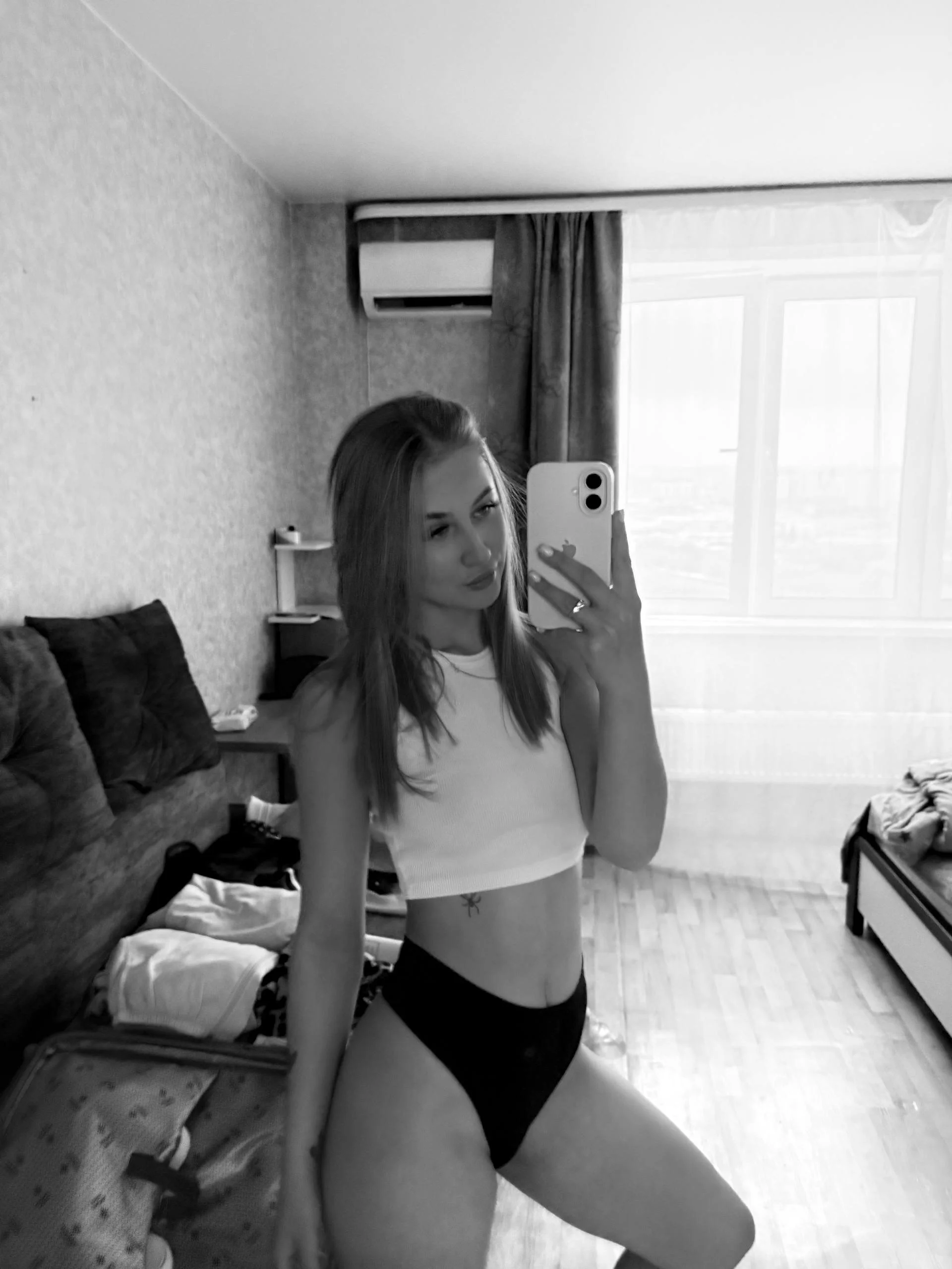 XXX Porn Photo of Nude VernitaFiscalini 6
