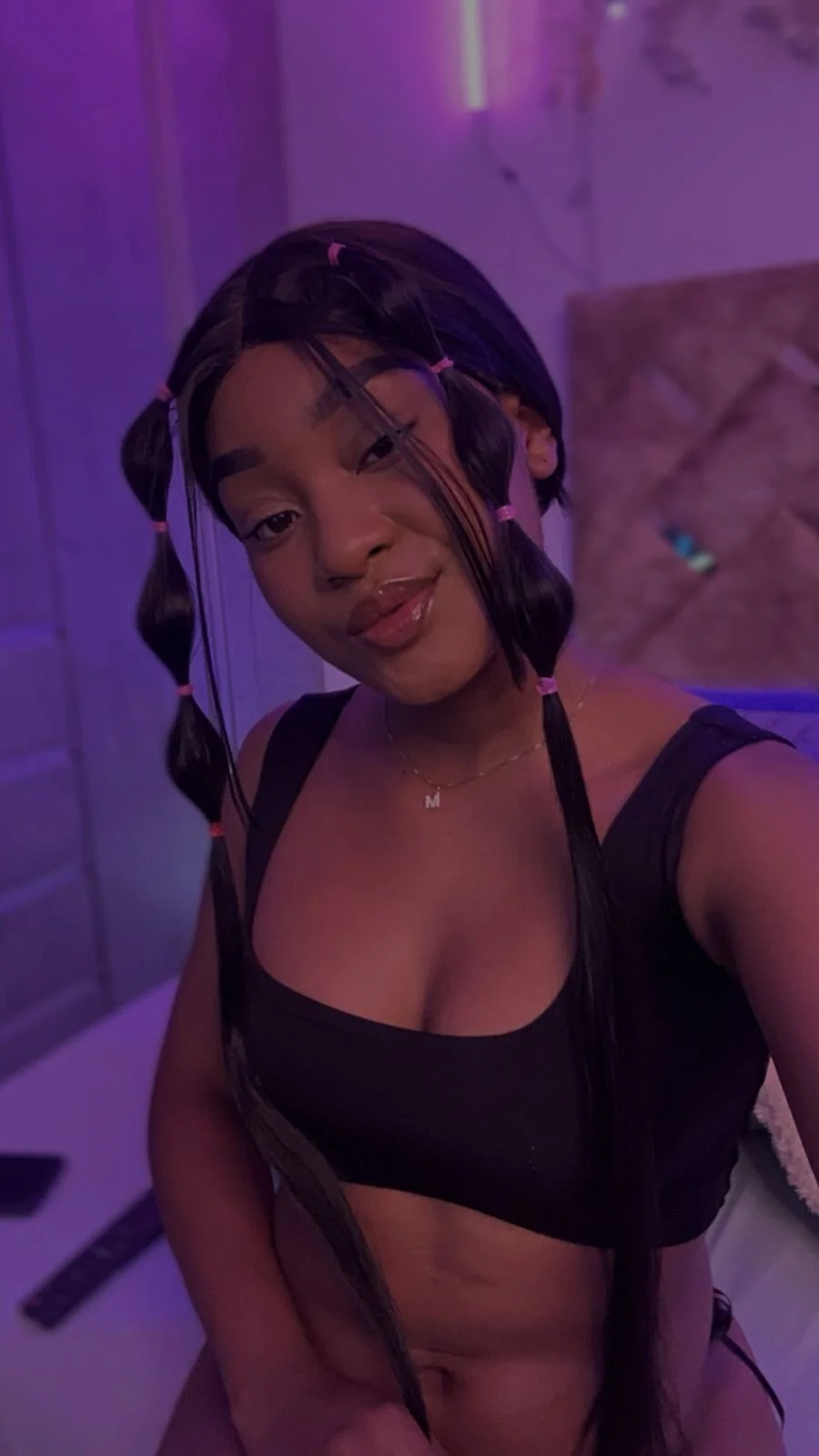 XXX Porn Photo of Nude ohrianagibson 34