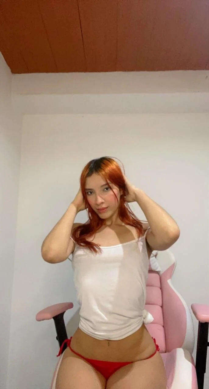 XXX Porn Photo of Nude rousesuly 2