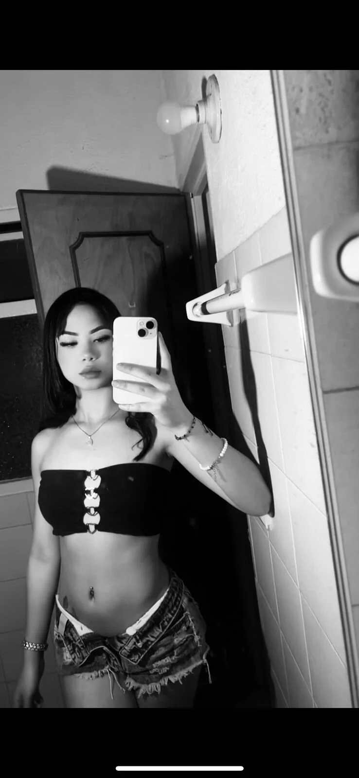 XXX Porn Photo of Nude Miia_coollins 3