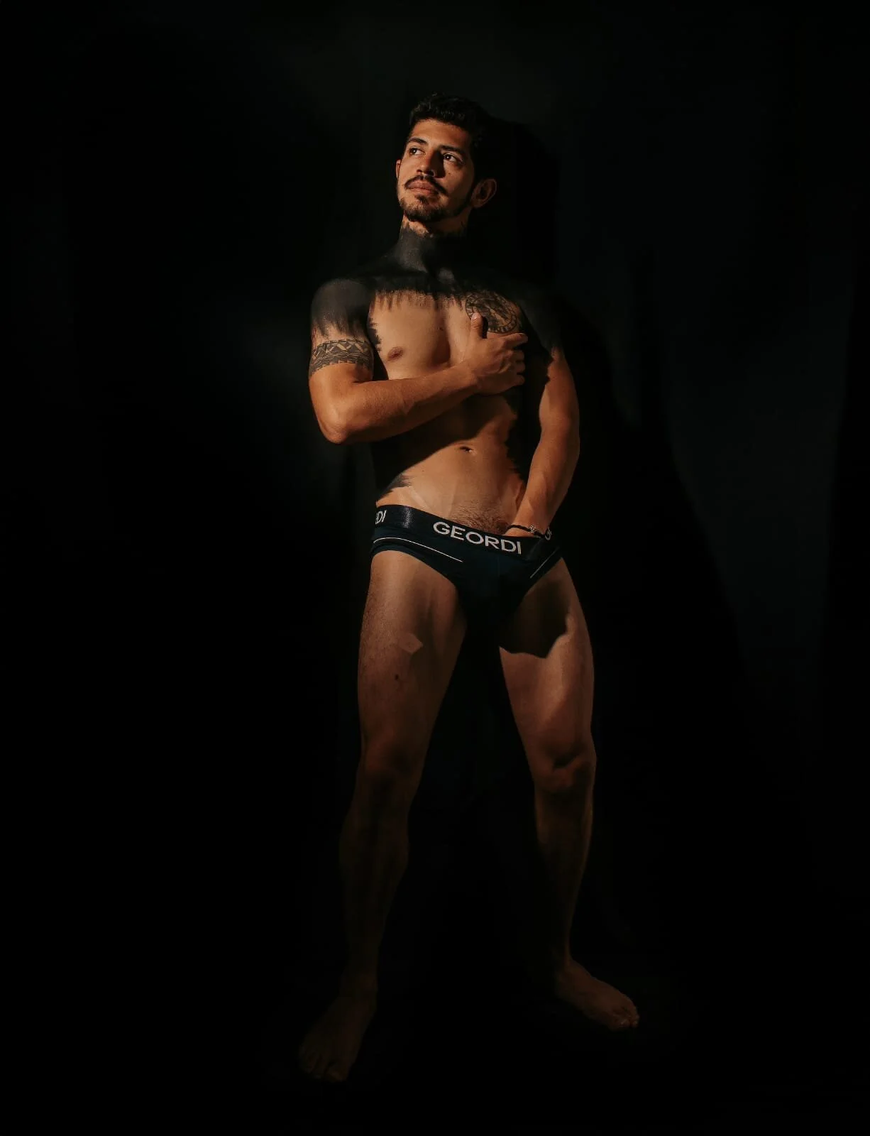 XXX Porn Photo of Nude AlejandroStormm 35