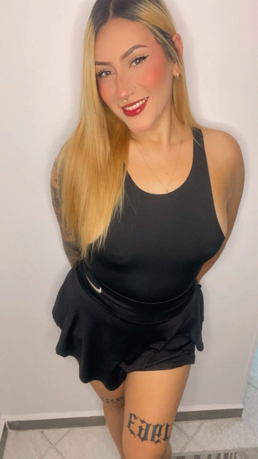 XXX Porn Photo of Nude Emily_robertss 13