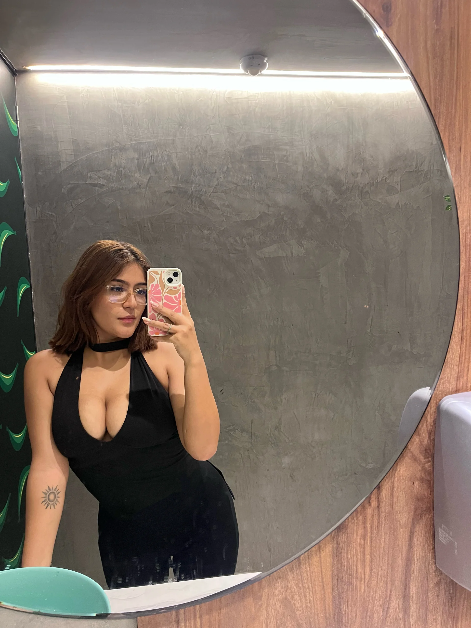 XXX Porn Photo of Nude Juli____News 1