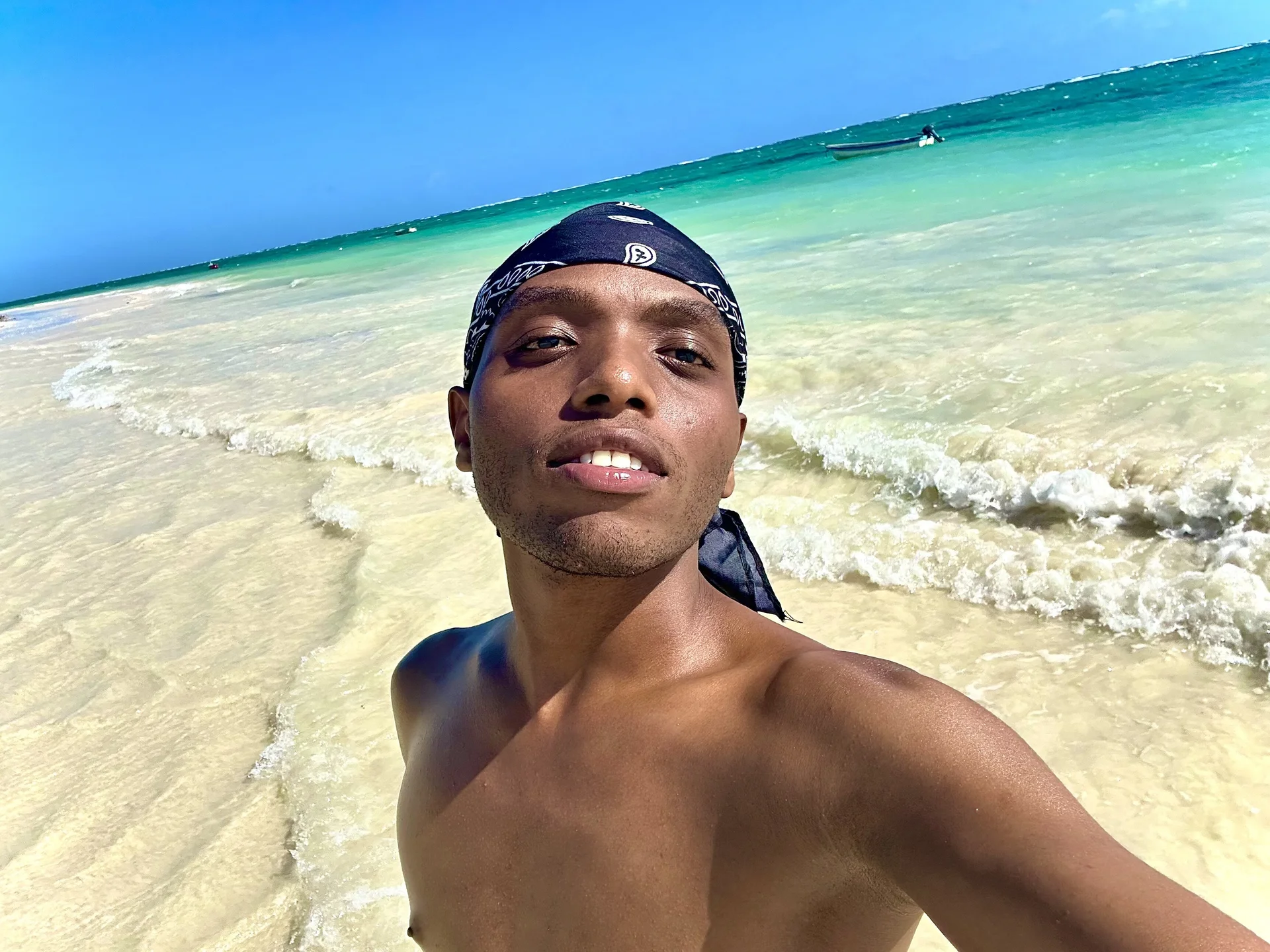 XXX Porn Photo of Nude Chaaooossss 16