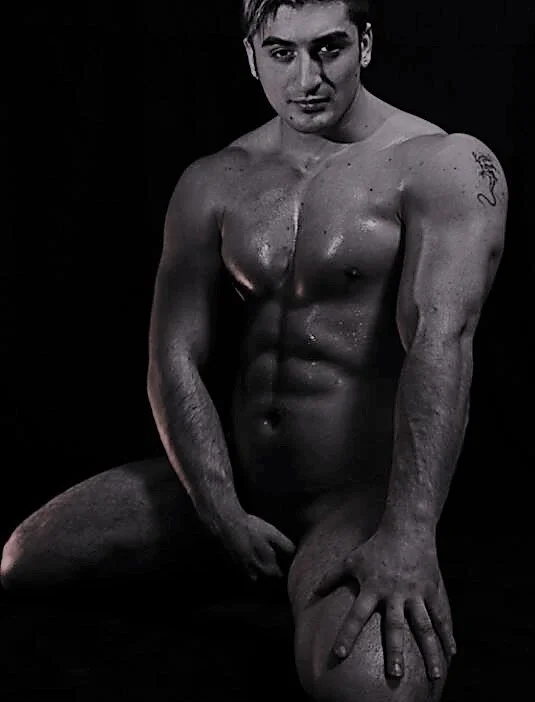 XXX Porn Photo of Nude tanobighorse 2