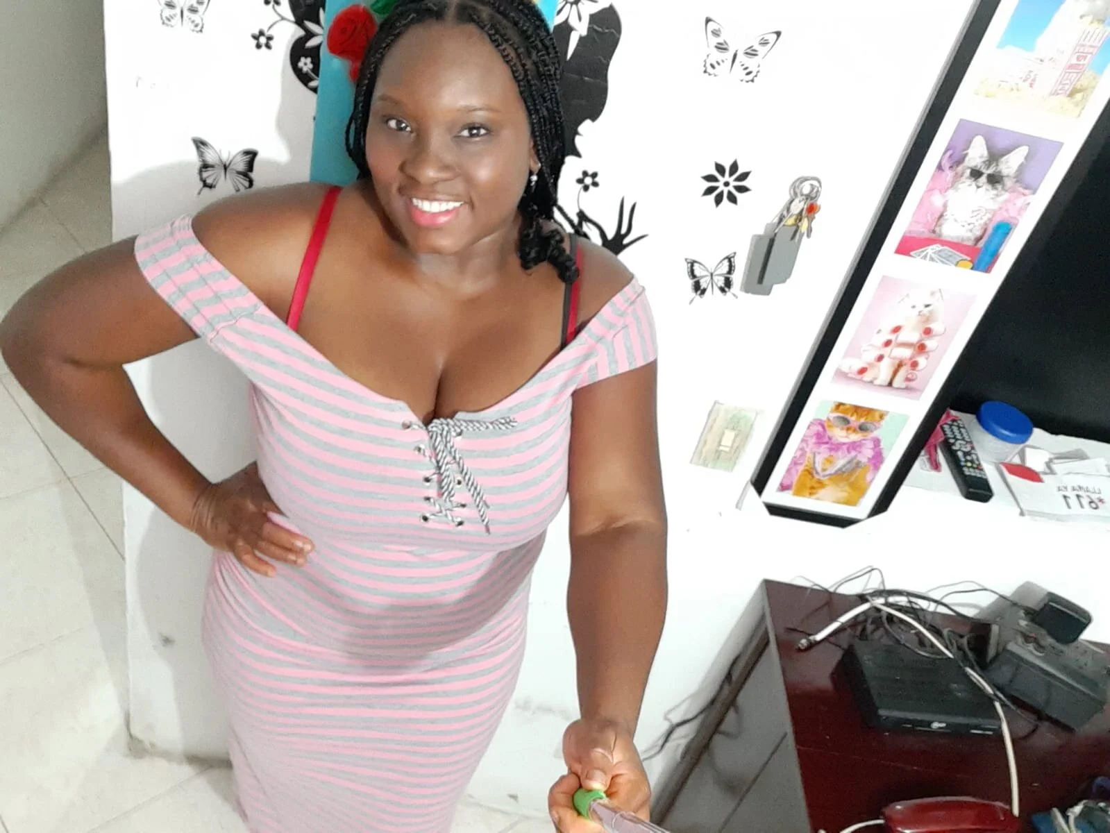 XXX Porn Photo of Nude queen_ebony_69 3